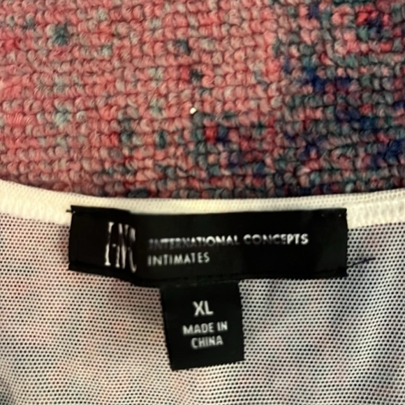 Lace/mesh bodysuit - Picture 7 of 7